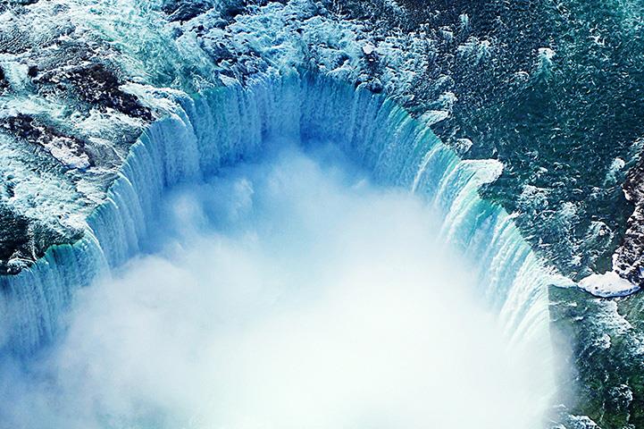 aerial view of niagara falls